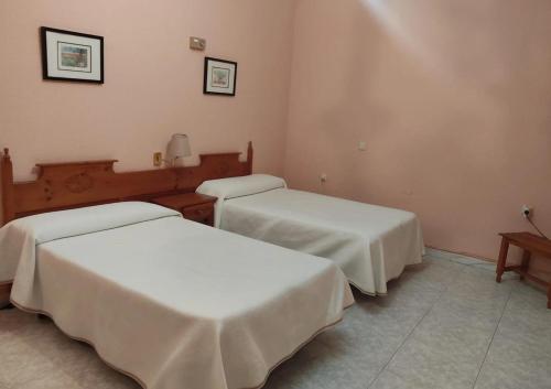 Imagen general del Hotel Restaurante Pe&ntilde;arroya. Foto 9