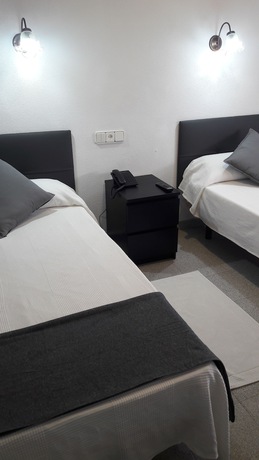 Imagen de la habitación del Hotel Restaurante Portugal. Foto 2