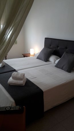 Imagen de la habitación del Hotel Restaurante Portugal. Foto 7