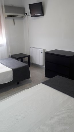 Imagen de la habitación del Hotel Restaurante Portugal. Foto 12