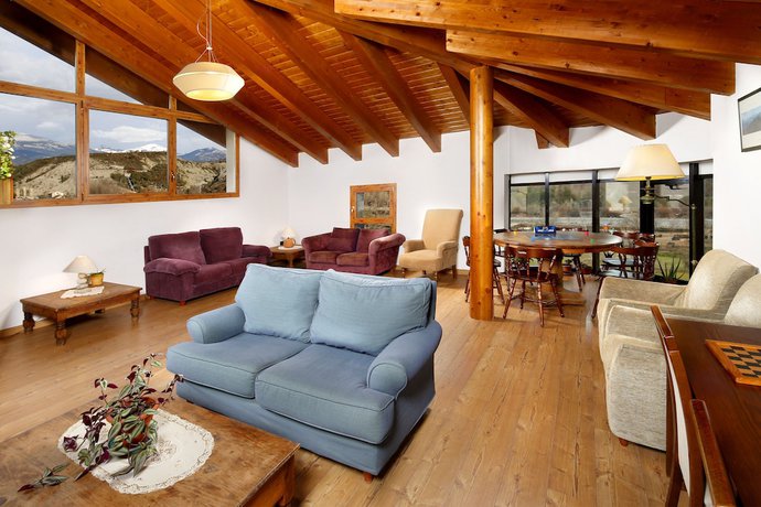 Imagen de los interiores del Hotel Restaurante Revestido. Foto 9