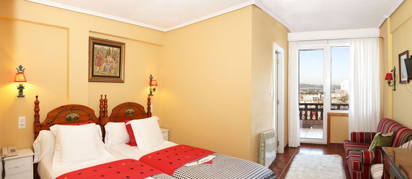 Imagen de la habitación del Hotel Restaurante Risco Cantabria Experience. Foto 8