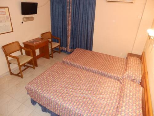 Imagen de la habitación del Hotel Restaurante Salvadora. Foto 11