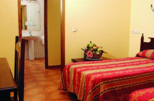 Imagen de la habitación del Hotel Restaurante Santa Cruz. Foto 4