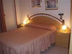 Imagen de la habitación del Hotel Restaurante Santos. Foto 2