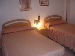 Imagen de la habitación del Hotel Restaurante Santos. Foto 3