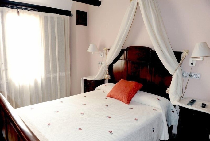 Imagen de la habitación del Hotel Restaurante Verdia. Foto 10