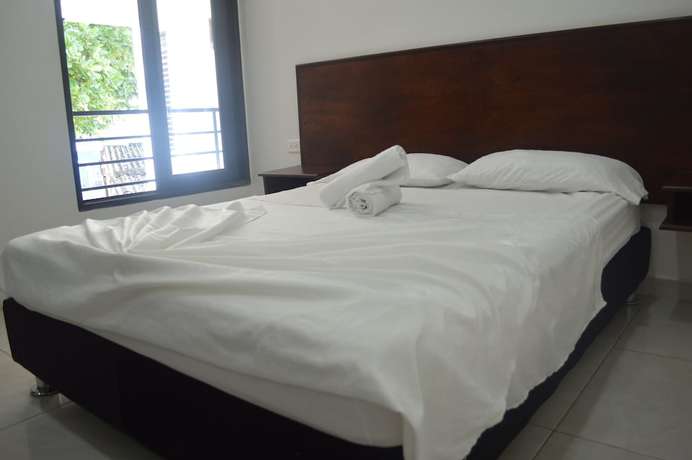 Imagen de la habitación del Hotel Restaurante Versalles. Foto 4