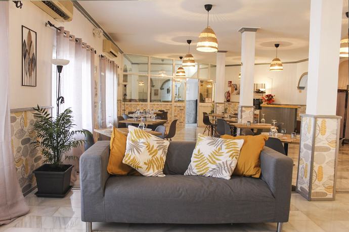 Imagen de los interiores del Hotel Restaurante V&iacute;a Sevilla - C&aacute;diz by MA 22 Puntos. Foto 16