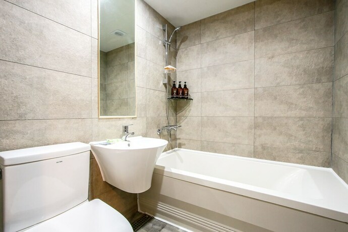 Imagen de la habitación del Hotel Restay. Foto 7