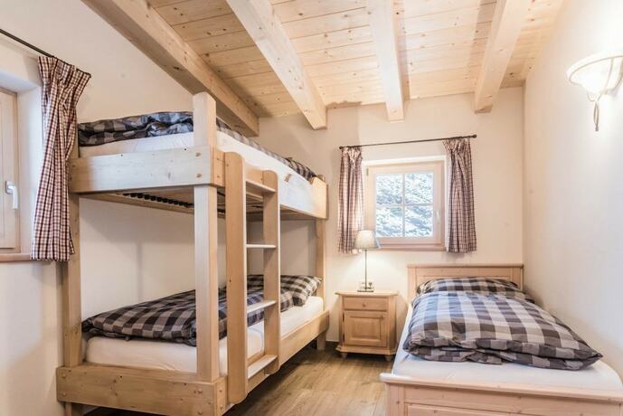 Imagen de la habitación del Hotel Resterhöhe. Foto 9