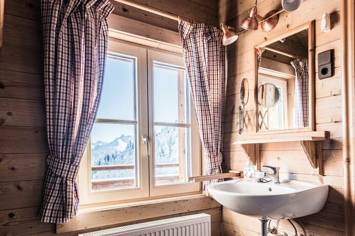 Imagen de la habitación del Hotel Resterhöhe. Foto 11