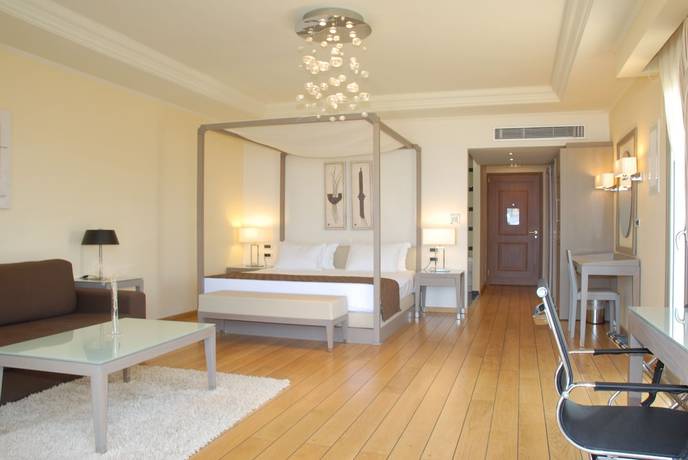 Imagen de la habitación del Hotel Restia Suites Exclusive Resort - Adults Only. Foto 17