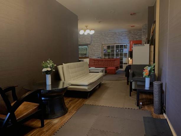 Imagen de los interiores del Hotel Restmance Pension Woody Hill. Foto 10