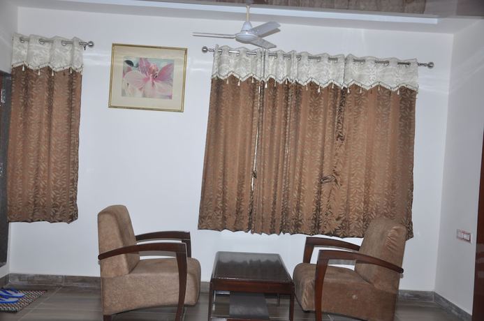 Imagen de la habitación del Hotel Retaj Bhilwara. Foto 8