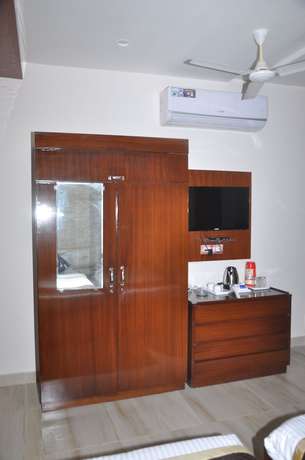 Imagen de la habitación del Hotel Retaj Bhilwara. Foto 13
