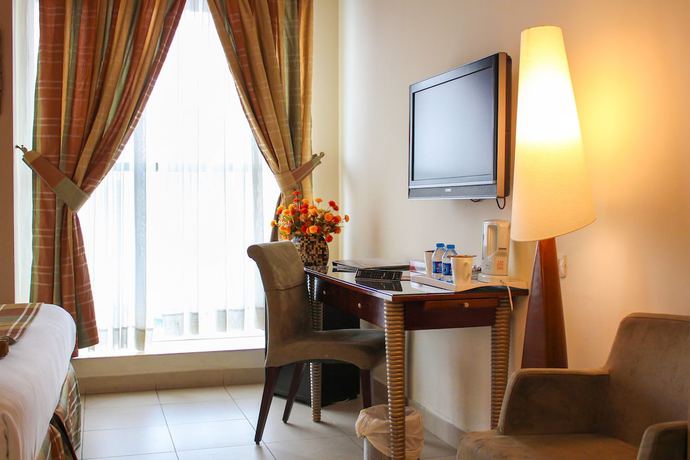 Imagen de la habitación del Hotel Retaj. Foto 4