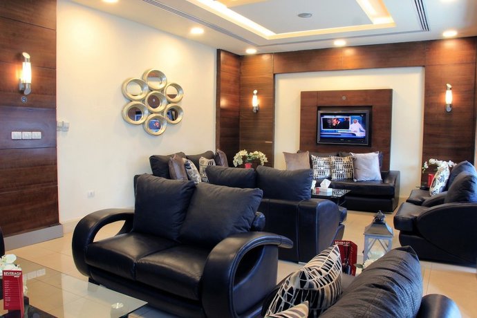 Imagen de los interiores del Hotel Retaj. Foto 19