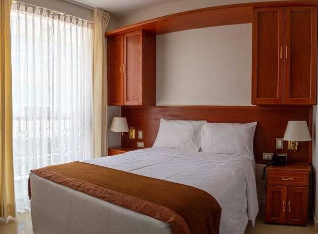 Imagen de la habitación del Hotel Retama. Foto 15
