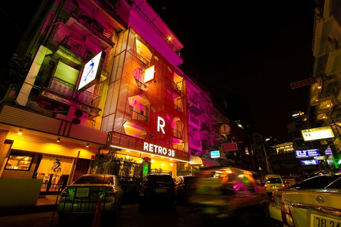 Imagen de los exteriores del Hotel Retro 39. Foto 16