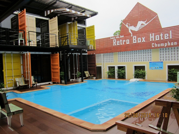 Imagen de la piscina del Hotel Retro Box. Foto 14
