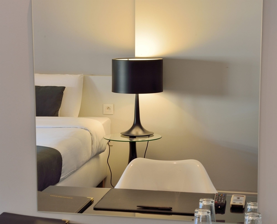 Imagen de la habitación del Hotel Retro, Bruselas. Foto 3
