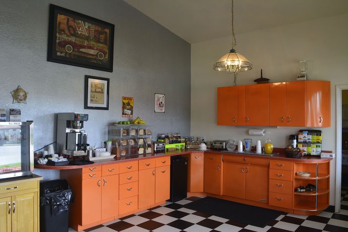 Imagen del bar/restaurante del Hotel Retro Inn at Mesa Verde. Foto 7