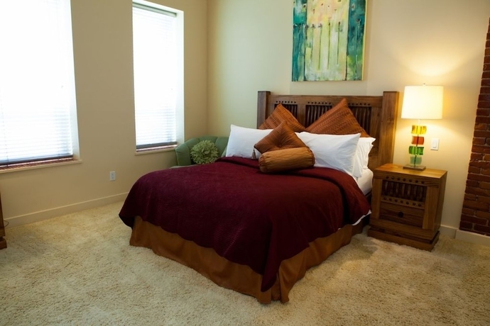 Imagen de la habitación del Hotel Retro Suites. Foto 19