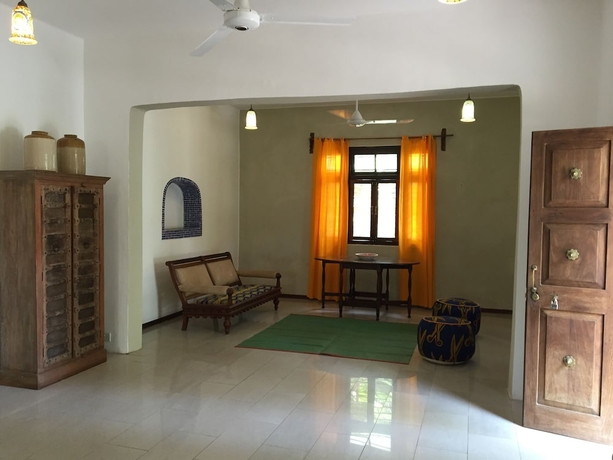 Imagen de los interiores del Hotel Retro, Zanzibar Ciudad. Foto 18