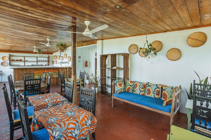 Imagen del bar/restaurante del Hotel Retro, Zanzibar Ciudad. Foto 2