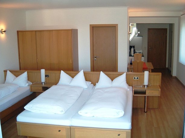 Imagen de la habitación del Hotel Retterath am Nürburgring. Foto 3