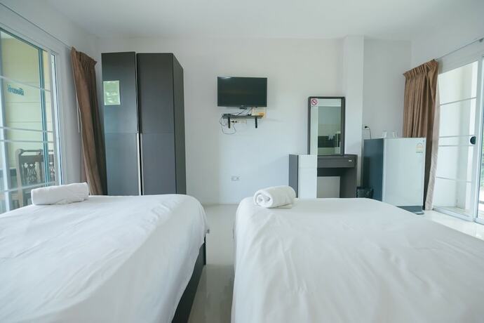 Imagen de la habitación del Hotel Reuan Chom Dao Resort. Foto 13