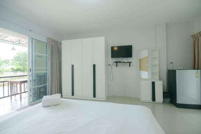 Imagen de la habitación del Hotel Reuan Chom Dao Resort. Foto 14