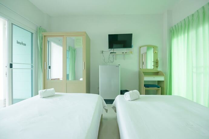 Imagen de la habitación del Hotel Reuan Chom Dao Resort. Foto 15