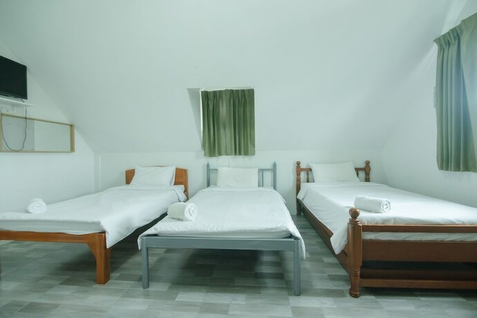 Imagen de la habitación del Hotel Reuan Chom Dao Resort. Foto 18