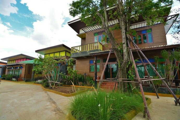 Imagen general del Hotel Reuan Napasorn. Foto 7