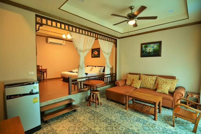 Imagen general del Hotel Reuan Napasorn. Foto 15