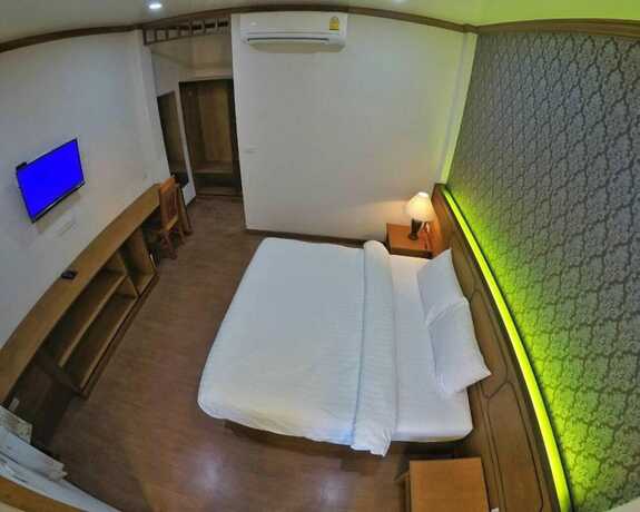 Imagen de la habitación del Hotel Reuan Napasorn. Foto 18