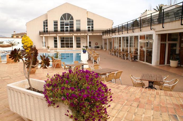 Imagen de los exteriores del Hotel Reuma-sol. Foto 6