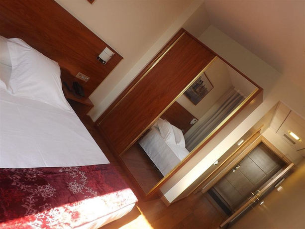 Imagen general del Hotel Reus Park. Foto 4