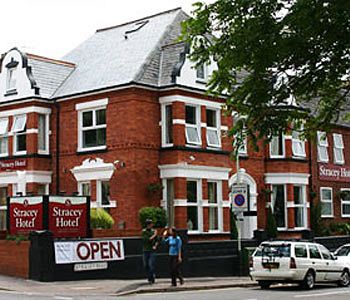 Imagen de los exteriores del Hotel Revado. Foto 6