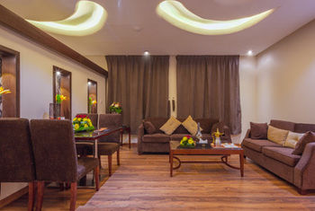 Imagen de los interiores del Hotel Revan Palace. Foto 8