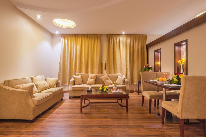 Imagen de los interiores del Hotel Revan Palace. Foto 11