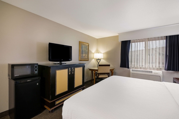 Imagen de la habitación del Hotel Revel Minot, SureStay Collection by Best Western. Foto 14