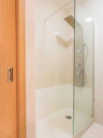 Imagen de la habitación del Hotel Revellata. Foto 15