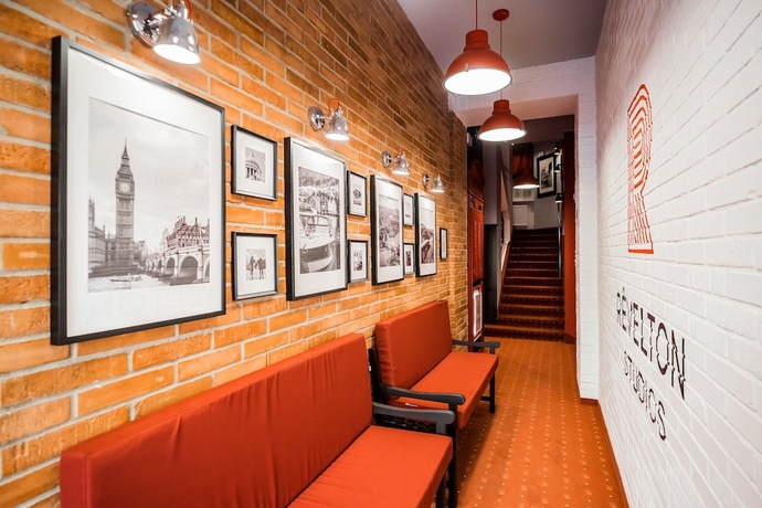 Imagen de los interiores del Hotel Revelton Studios Karlovy Vary. Foto 18