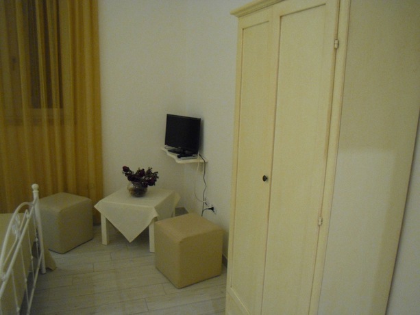 Imagen de la habitación del Hotel Reverse, Pantanagianni. Foto 11