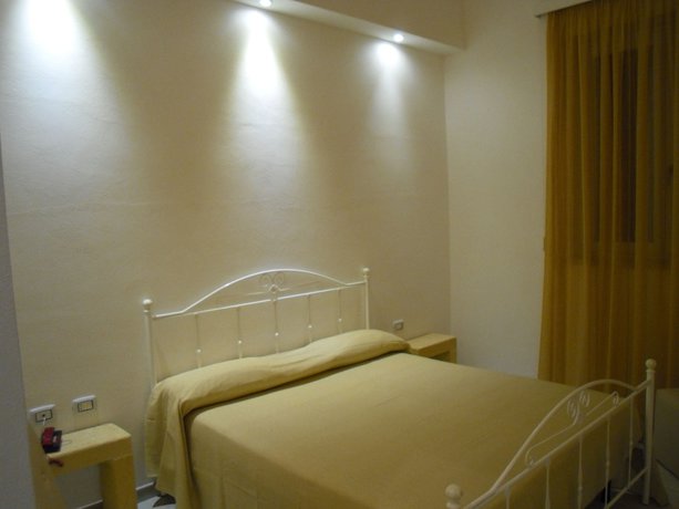 Imagen de la habitación del Hotel Reverse, Pantanagianni. Foto 13