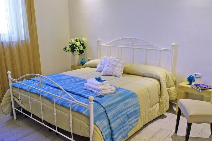 Imagen de la habitación del Hotel Reverse, Pantanagianni. Foto 17