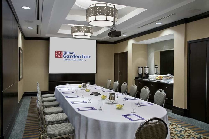 Imagen de los interiores del Hotel Revery Toronto Downtown, Curio Collection by Hilton. Foto 10